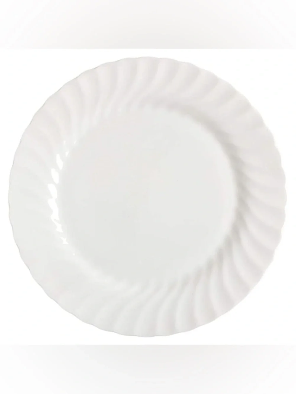 Wedgwood Candlelight White Scalloped Porcelain 11” Dinner Plate